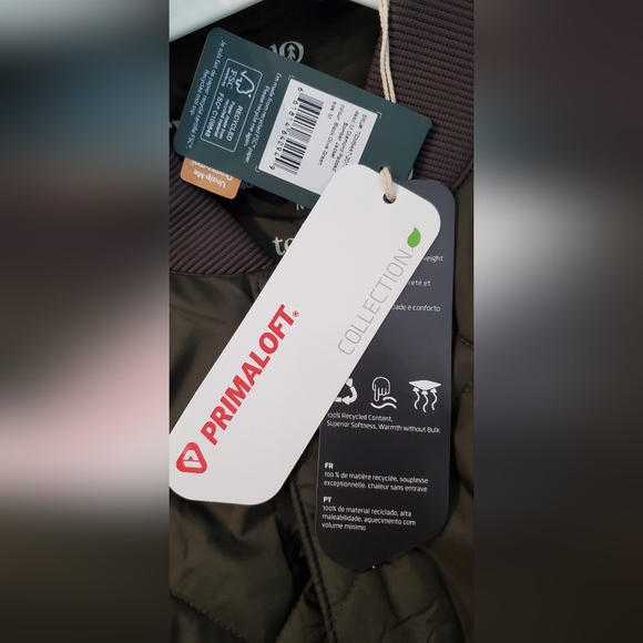 tentree Men's Diamond Padded Bomber Jacket - Picture 5 of 5